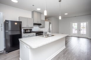 Marion Lofts in Marion, IA - Building Photo