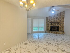 14207 Long River Ct in Sugar Land, TX - Building Photo - Building Photo