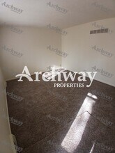 5634 Lathrop Ave in Kansas City, KS - Building Photo - Building Photo