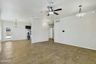 3128 Randall Joseph St in El Paso, TX - Building Photo - Building Photo