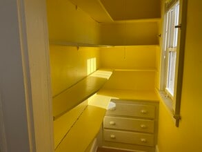 206 Mary Ave in Stratford, CT - Building Photo - Building Photo