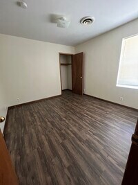 103 Grand Ave E, Unit 2 photo'