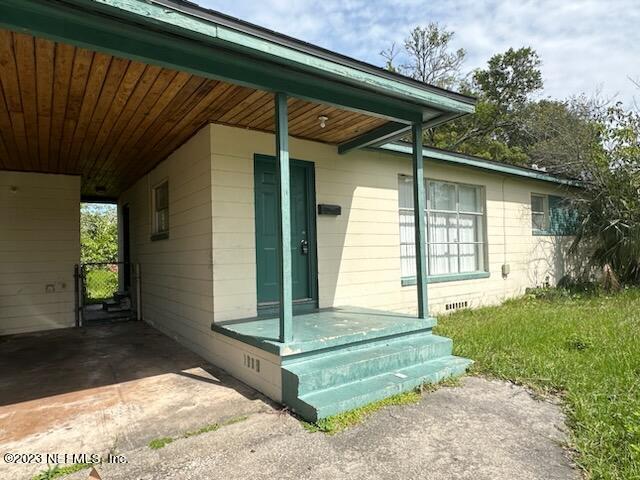 3427 Rogero Rd in Jacksonville, FL - Building Photo