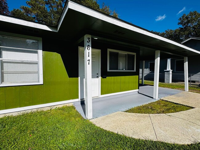 property at 3617 Clayton Dr