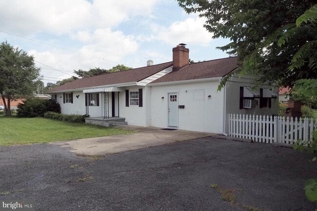 property at 612 N Preston St
