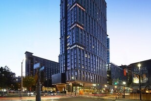 10 Bay Student Residence in Hamilton, ON - Building Photo