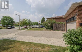 3 Pottery Crescent in Brampton, ON - Building Photo - Building Photo