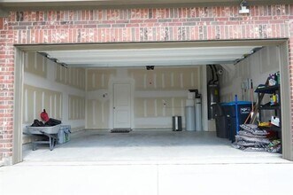 13420 Hiskey Dr in Haslet, TX - Building Photo - Building Photo