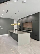 815 NE 17th Terrace in Fort Lauderdale, FL - Building Photo - Building Photo