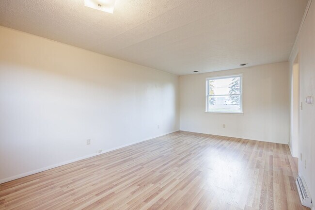 168 Sackett Rd in Avon, NY - Building Photo - Building Photo