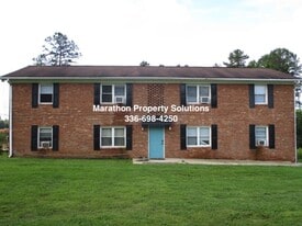 3600 Cannan Forest Dr, Unit 3600-B in Greensboro, NC - Building Photo
