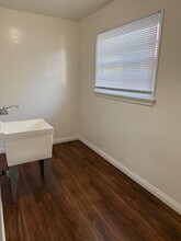 12040 Alberta Dr in Culver City, CA - Building Photo - Building Photo