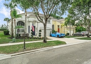1222 Oakwater Dr in Royal Palm Beach, FL - Building Photo
