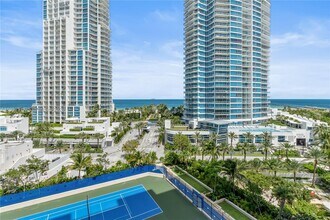 400 S Pointe Dr in Miami Beach, FL - Foto de edificio - Building Photo