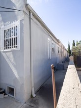 760 El Centro Ave in Los Angeles, CA - Foto de edificio - Building Photo