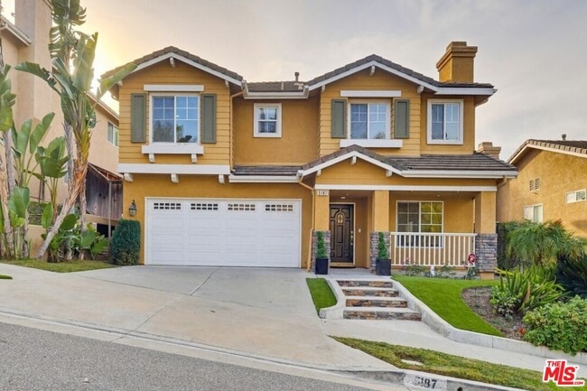 5187 Knollwood Way in Los Angeles, CA - Building Photo - Building Photo