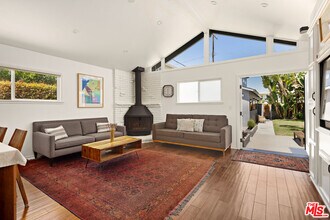 1089 Palms Blvd in Los Angeles, CA - Building Photo - Building Photo