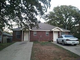 3114-3116 Avenue L in Fort Worth, TX - Building Photo