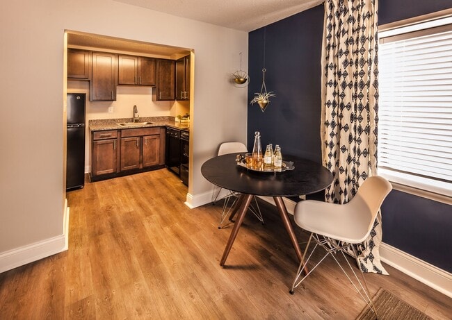 Circle City Apartments in Indianapolis, IN - Building Photo - Building Photo