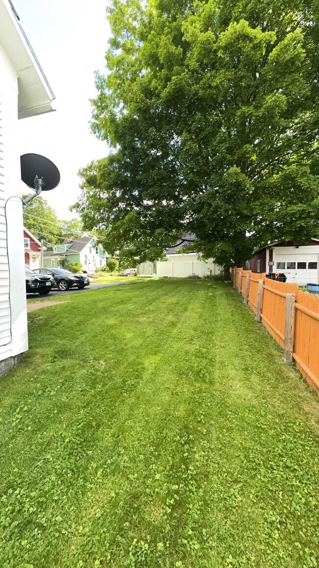 26-28-28 High St in Boscawen, NH - Building Photo - Building Photo