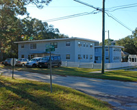 154 Westview Ave in Valparaiso, FL - Foto de edificio - Building Photo