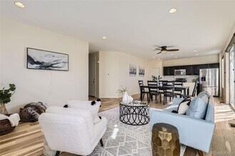 8562 E 49th Pl in Denver, CO - Building Photo - Building Photo