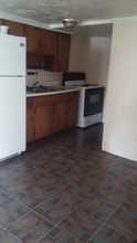 27 West Baltimore Street in Funkstown, MD - Foto de edificio - Building Photo