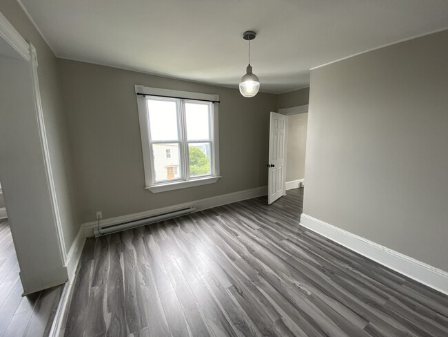 28 Victoria St W in Saint John, NB - Building Photo - Building Photo