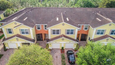 4360 Lazio Way in Ft. Myers, FL - Building Photo - Building Photo