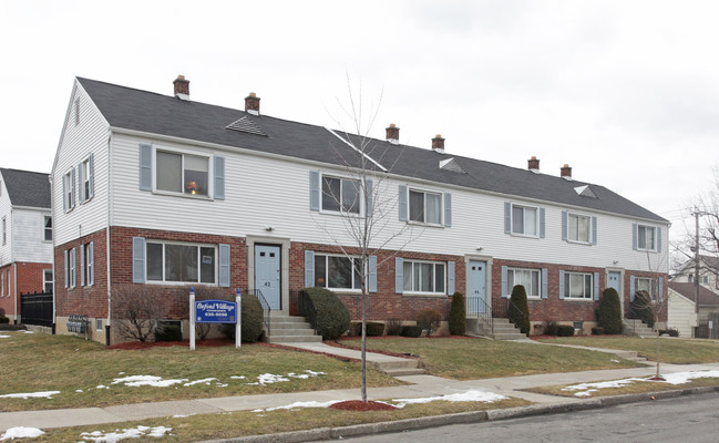 Oxford Village Townhomes in Amherst, NY - Foto de edificio - Building Photo