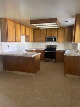 3816 Goldbar Dr in Bakersfield, CA - Building Photo - Building Photo