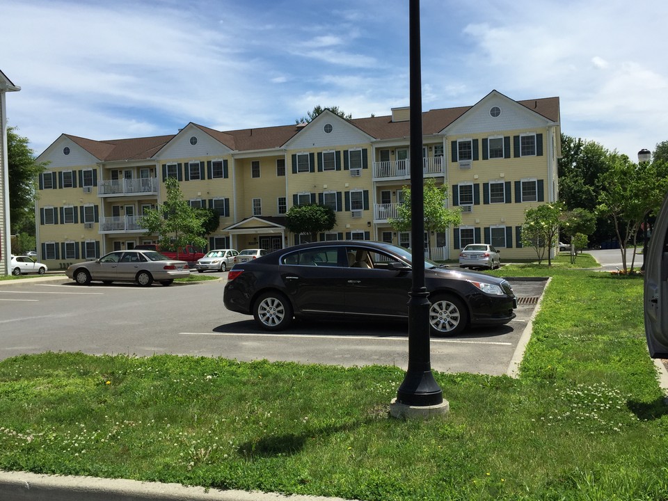 Red Hook Commons in Red Hook, NY - Building Photo