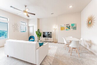 2301 Grove Blvd in Austin, TX - Building Photo - Building Photo