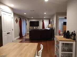 181 County Rd 513 in Frenchtown, NJ - Building Photo - Building Photo