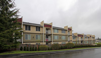 Mt Baker View Condos in Everett, WA - Foto de edificio - Building Photo