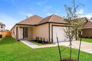 2418 Flathead Dr in Conroe, TX - Building Photo