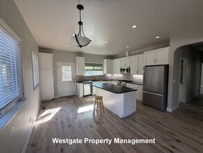 2249 Bodega Ave in Petaluma, CA - Building Photo - Building Photo