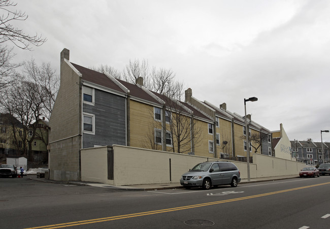 Warren Gardens Cooperative in Roxbury, MA - Building Photo - Building Photo