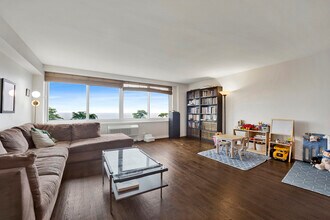 1440 N Lake Shore Dr in Chicago, IL - Building Photo - Building Photo
