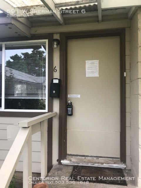 591 W Sherman St in Lebanon, OR - Building Photo - Building Photo