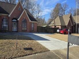 5137 Jeffrey Keith Dr in Arlington, TN - Building Photo
