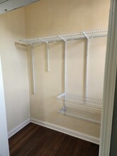 4909 W Roosevelt Rd, Unit 1R in Cicero, IL - Building Photo - Building Photo