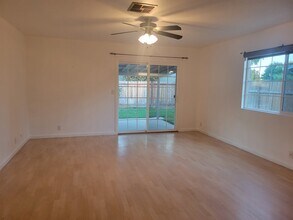 7007 David Trl in Redding, CA - Building Photo - Building Photo