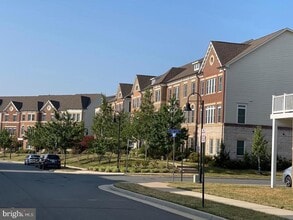 44711 Plympton Square in Ashburn, VA - Building Photo - Building Photo