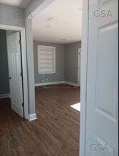 10 McCrary St in Greenville, SC - Building Photo - Building Photo