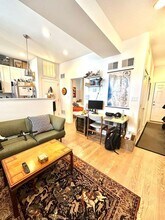 1520 W 18th Pl in Chicago, IL - Building Photo - Building Photo