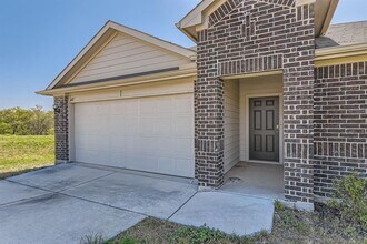 6417 Wideleaf Dr in Austin, TX - Building Photo - Building Photo