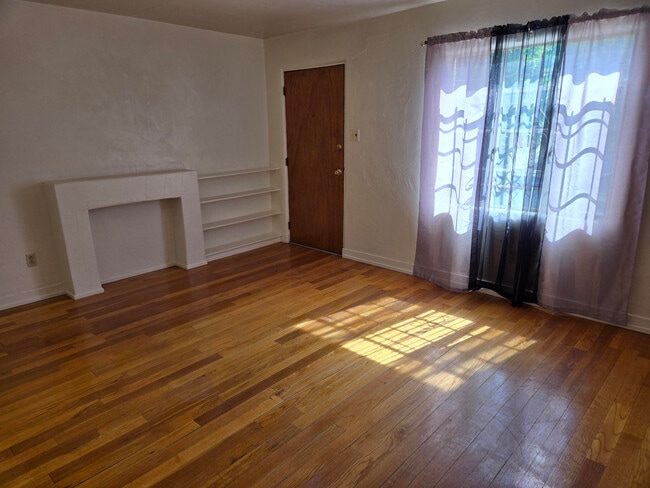 1013 6th St NW in Albuquerque, NM - Building Photo - Building Photo