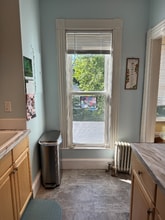 1094 Woodbury Ave in Portsmouth, NH - Building Photo - Building Photo