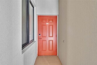 7019 River Hammock Dr in Bradenton, FL - Building Photo - Building Photo